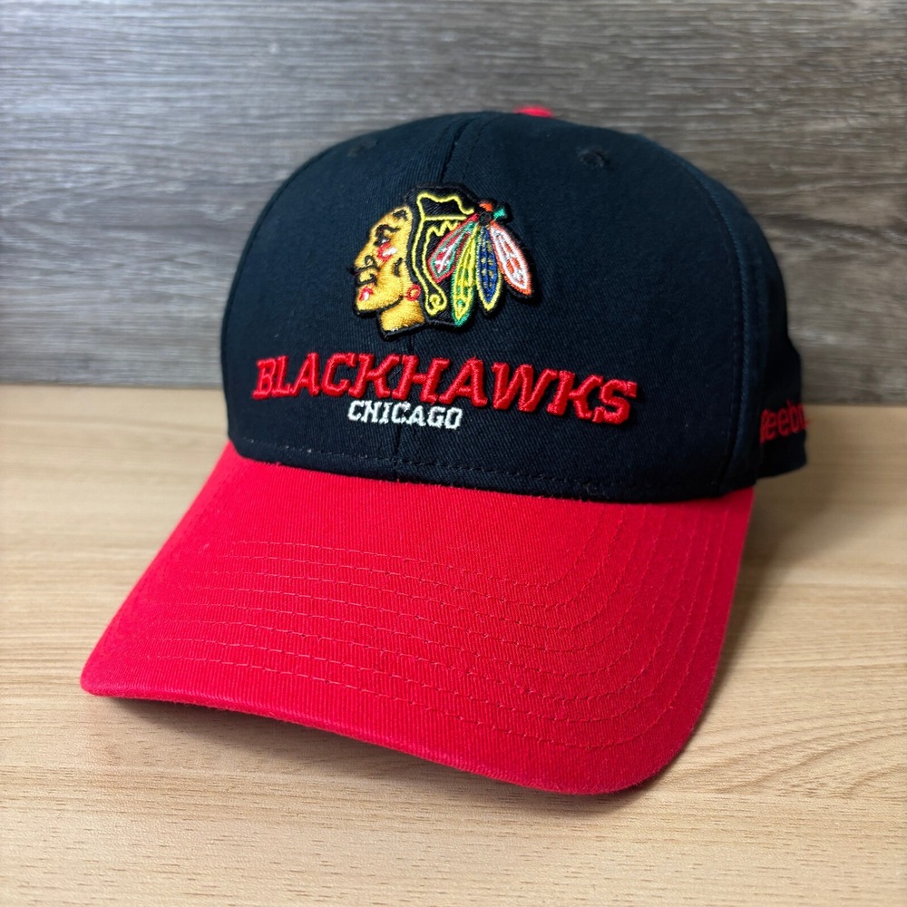 Chicago Blackhawks Hat Cap Strap Back Black NHL Hockey Reebok Center Ice